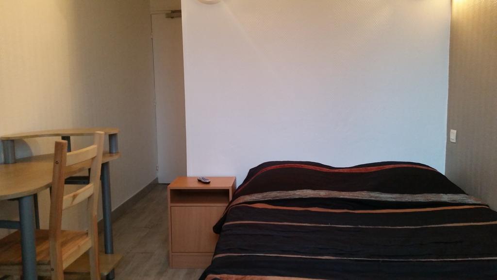 Hotel D'Alsace Villeurbanne Szoba fotó